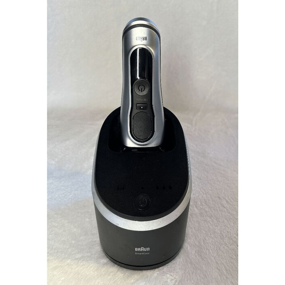 Braun Series 9 PRO+ Electric Shaver w/ Cleaning Base and Charger 6 in 1 Razor - Picture 2 of 12
